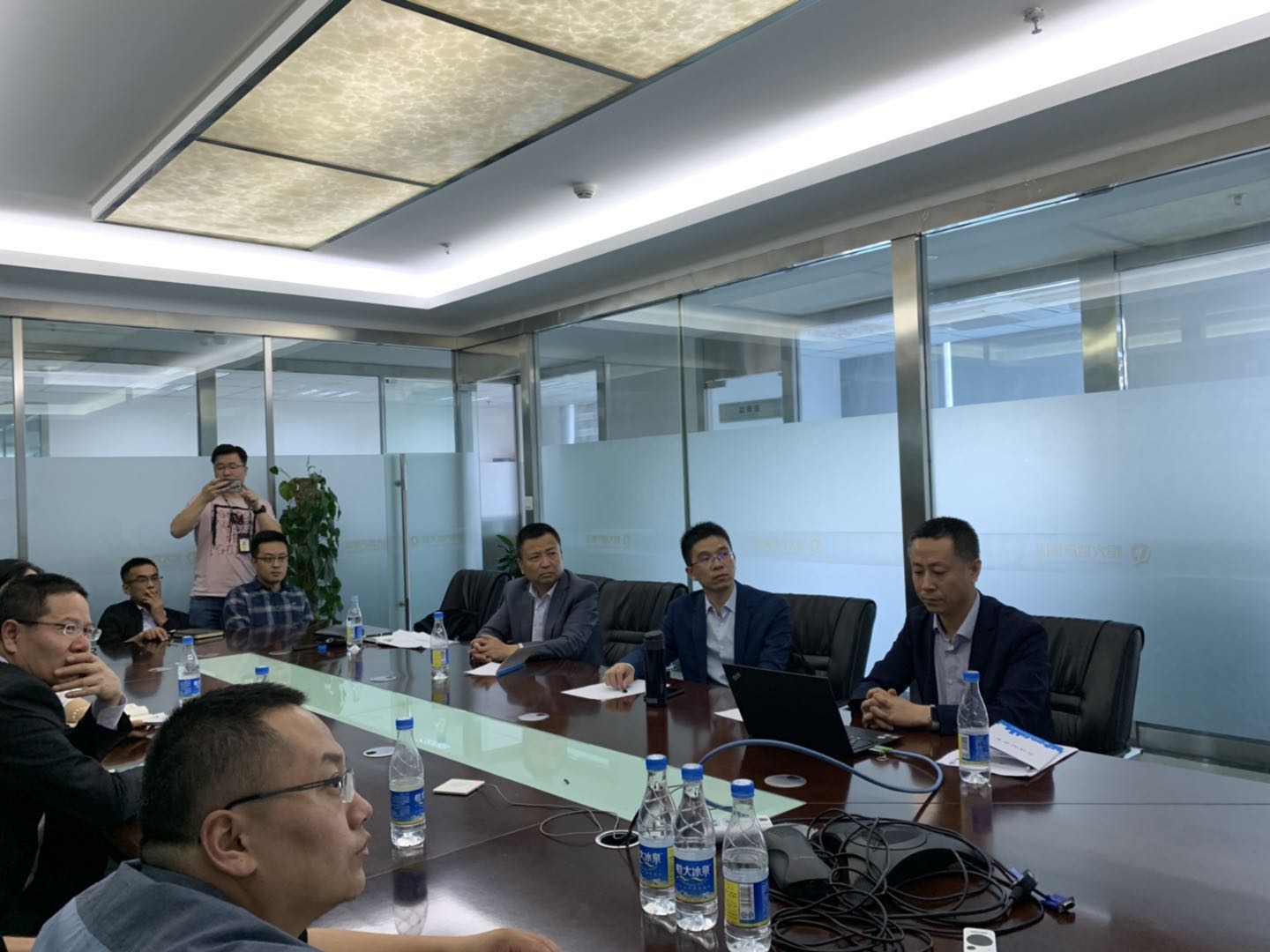 主動開拓省外市場、積極踐行“兩全戰(zhàn)略” ——公司與恒大新疆公司簽訂勘察項目
