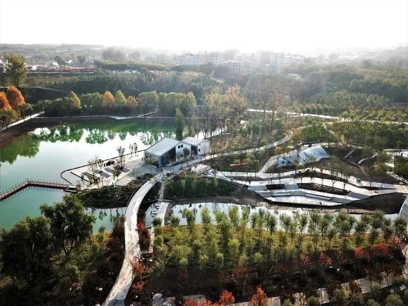 守護(hù)好一江碧水！中建集團(tuán)創(chuàng)新業(yè)務(wù)化身“生態(tài)衛(wèi)士”